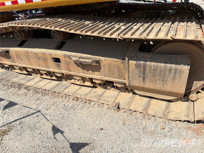 CAT 336F L Tracked Excavator Bagri goseničarji