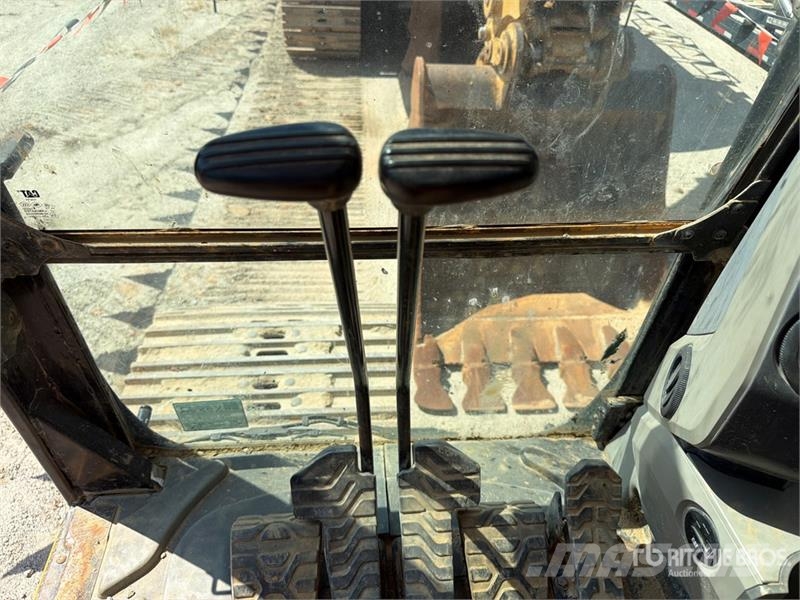 CAT 336F L Tracked Excavator Bagri goseničarji