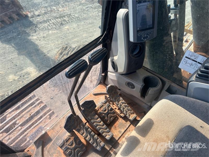 CAT 336F L Tracked Excavator Roomikekskavaatorid