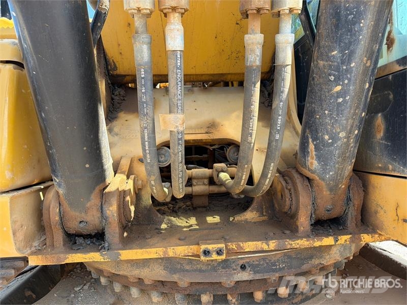 CAT 336F L Tracked Excavator Bagri goseničarji
