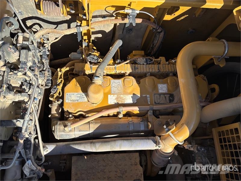CAT 336F L Tracked Excavator Crawler excavators