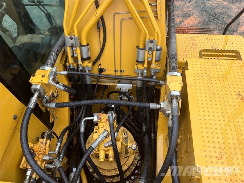 CAT 336F L Tracked Excavator Raupenbagger