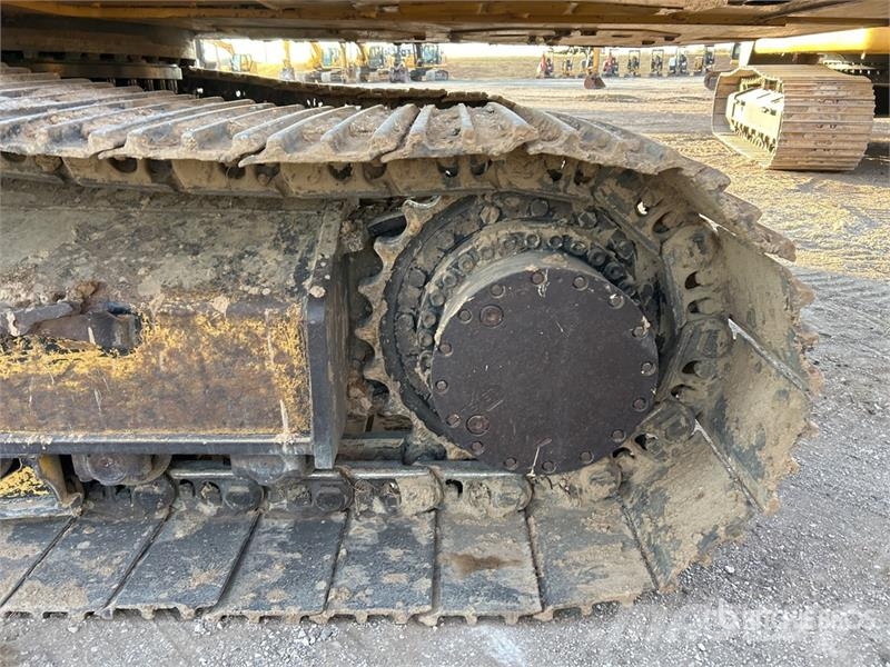 CAT 336FL Tracked Excavator Pásová rýpadla