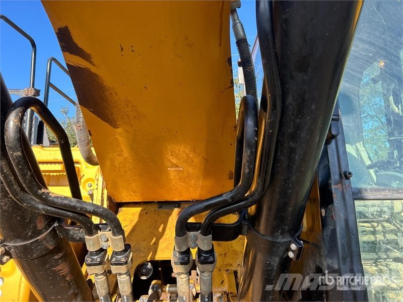 CAT 336FL Tracked Excavator Pásová rýpadla