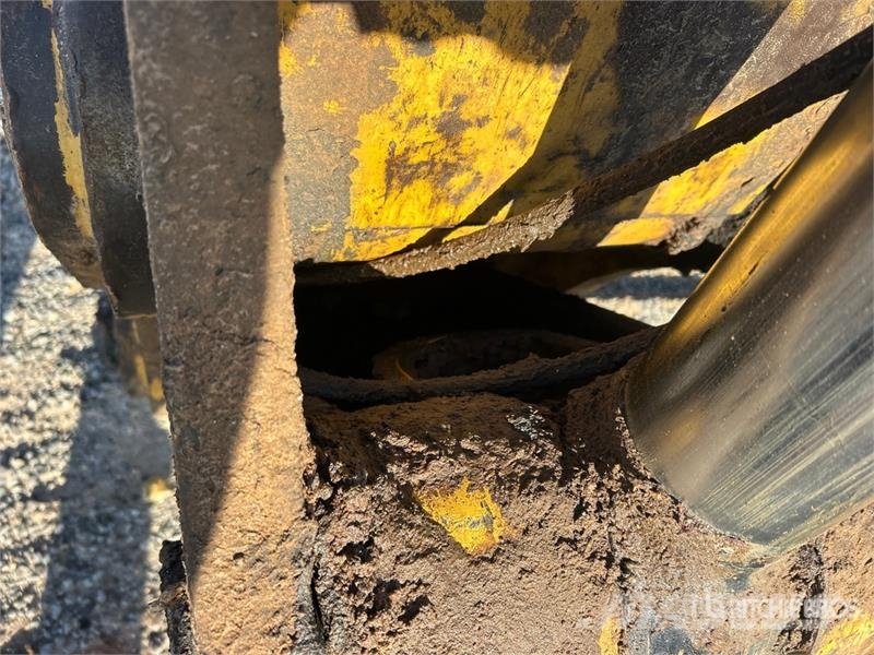 CAT 336FL Tracked Excavator Pásová rýpadla
