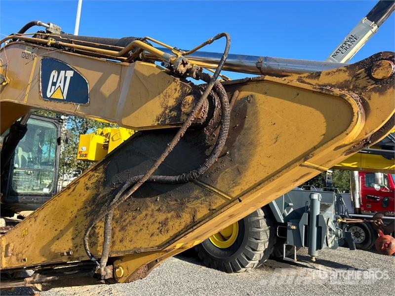 CAT 336FL Tracked Excavator Pásová rýpadla