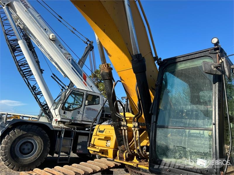CAT 336FL Tracked Excavator Pásová rýpadla