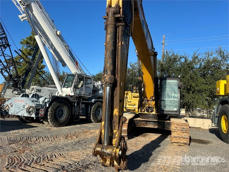 CAT 336FL Tracked Excavator Pásová rýpadla