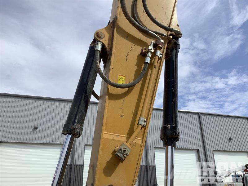 CAT 340 Tracked Excavator Kāpurķēžu ekskavatori