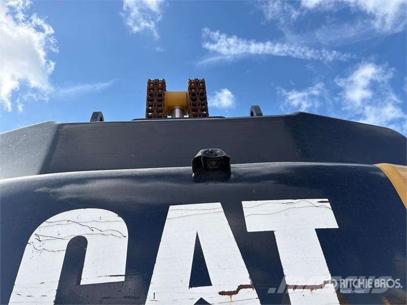 CAT 352FLRE Tracked Excavator Kāpurķēžu ekskavatori