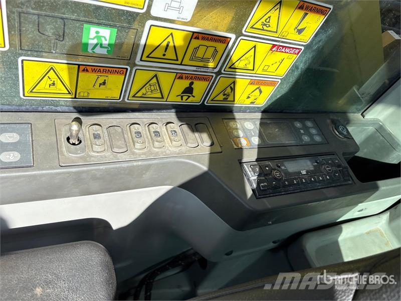 CAT 352FLRE Tracked Excavator Kāpurķēžu ekskavatori