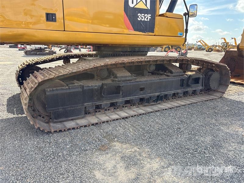 CAT 352FLRE Tracked Excavator Kāpurķēžu ekskavatori