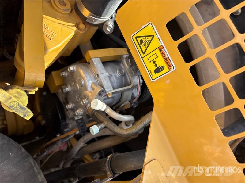 CAT 352FLRE Tracked Excavator Kāpurķēžu ekskavatori