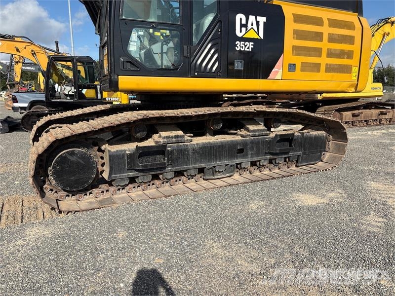CAT 352FLRE Tracked Excavator Kāpurķēžu ekskavatori