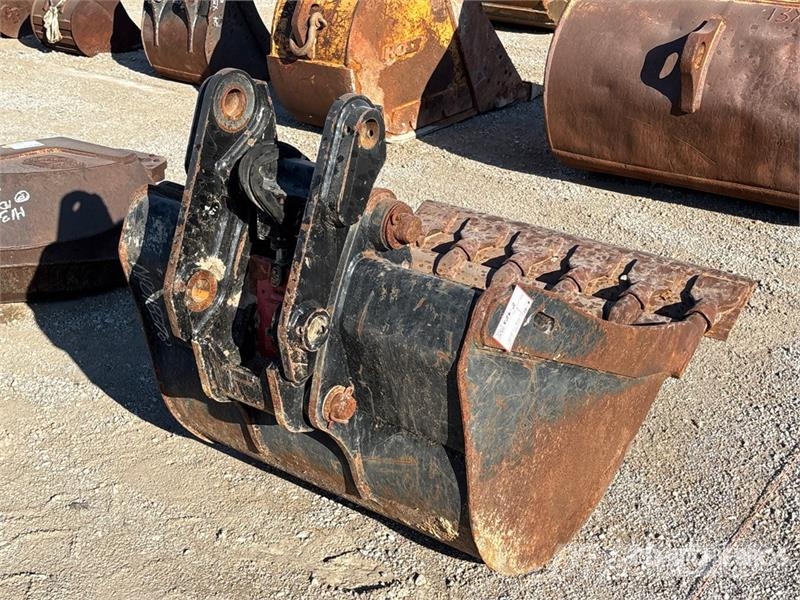 CAT 40 in Q/C Digging Excavator Bucket Kanalak