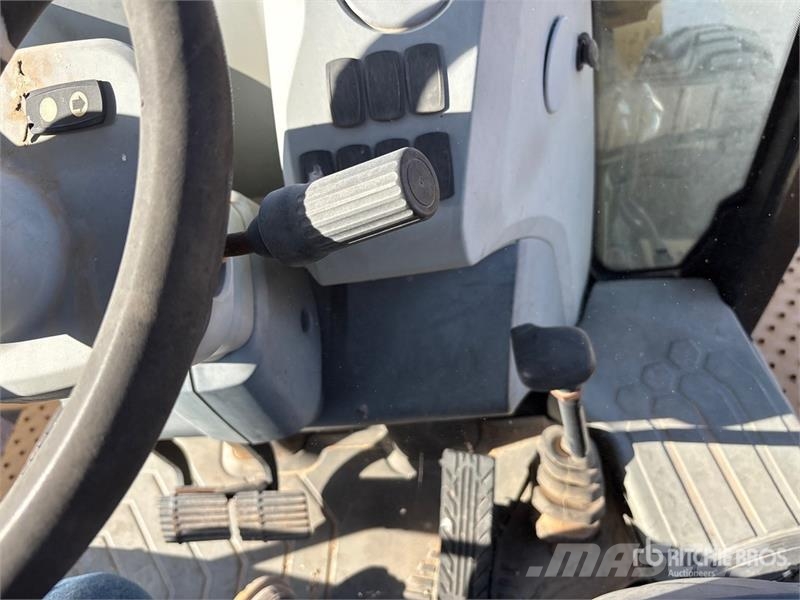 CAT 415F2 4x4 Backhoe Loader Ekskavaatorlaadurid