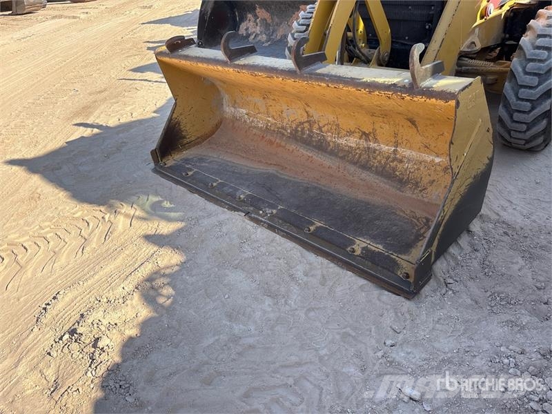 CAT 415F2 4x4 Backhoe Loader Ekskavaatorlaadurid