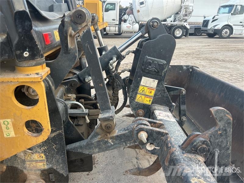 CAT 415F2IL 4x4 Landscape Loader Wheel loaders