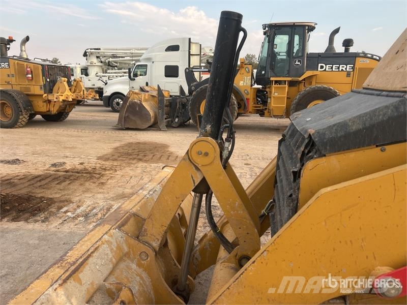 CAT 415F2IL 4x4 Landscape Loader Wheel loaders
