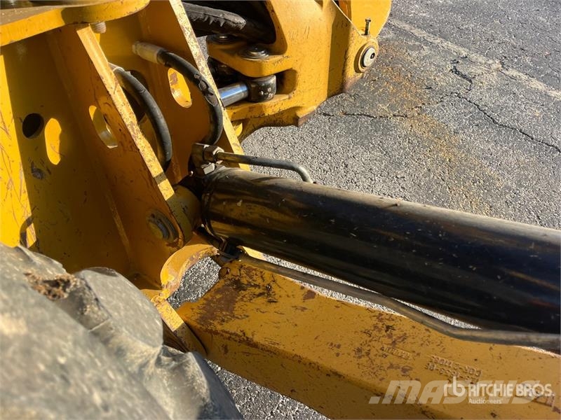 CAT 416F Rovokopači