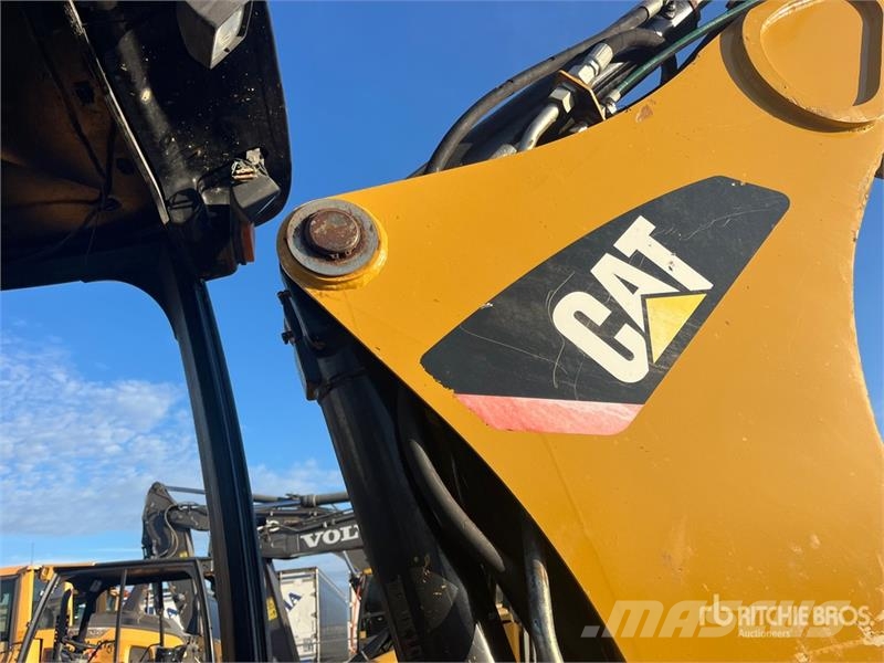 CAT 416F Rovokopači