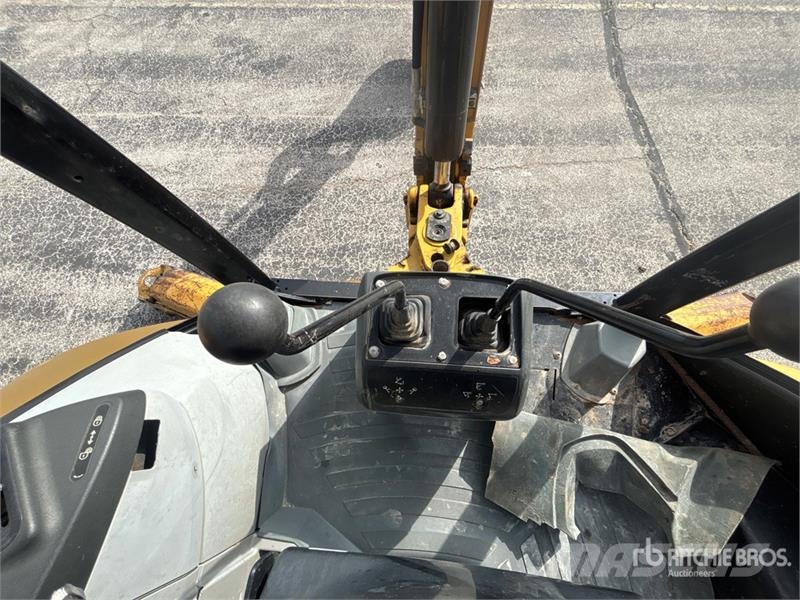 CAT 416F Rovokopači
