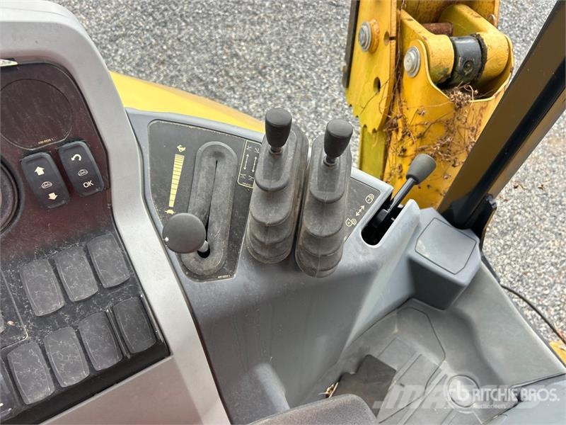 CAT 416F2 Kotrórakodók