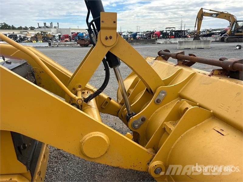 CAT 416F2 Kotrórakodók