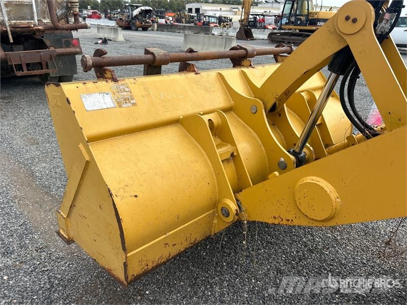 CAT 416F2 Kotrórakodók