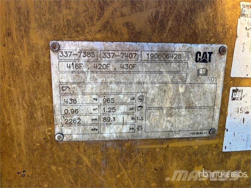 CAT 416F2 لوادر ذات جرافات عكسية