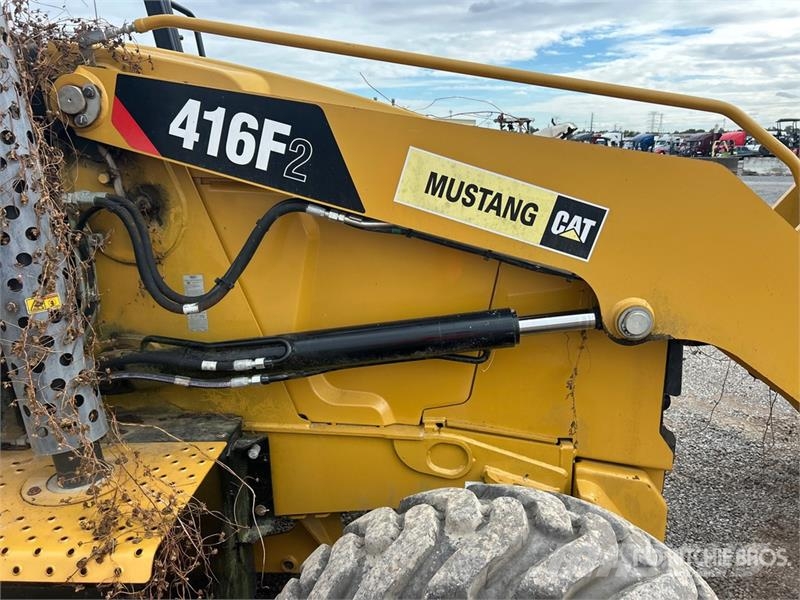 CAT 416F2 Kotrórakodók