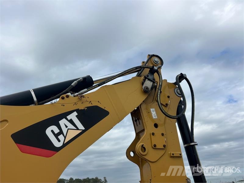 CAT 416F2 Kotrórakodók