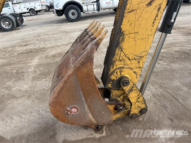 CAT 420E Backhoe loaders