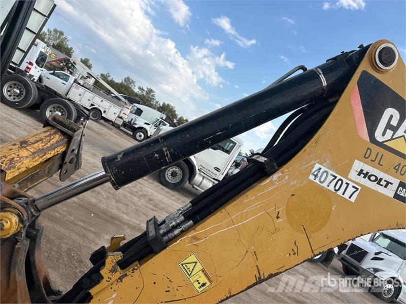 CAT 420E Backhoe loaders