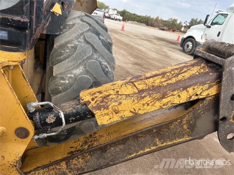 CAT 420E Backhoe loaders