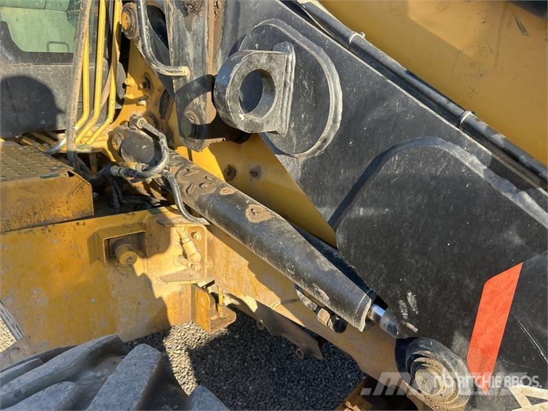CAT 420E IT 反鏟裝載機