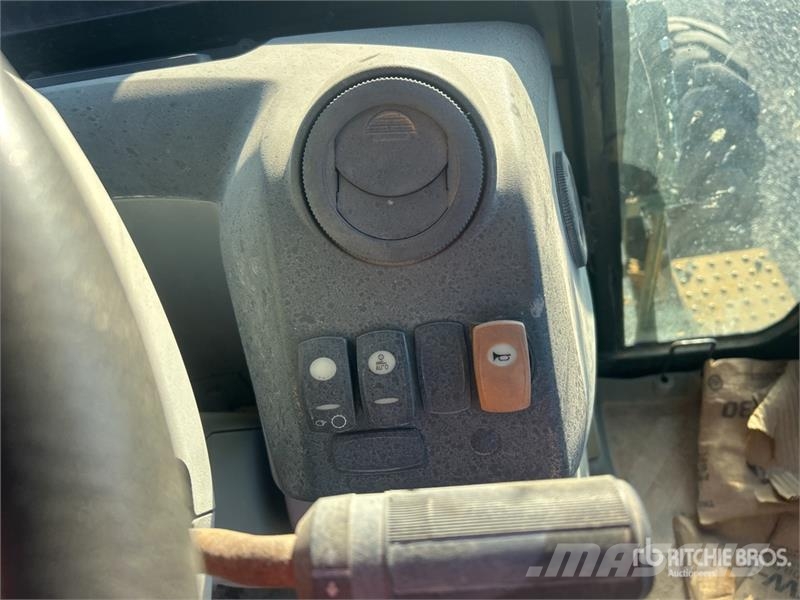 CAT 420E IT 反鏟裝載機