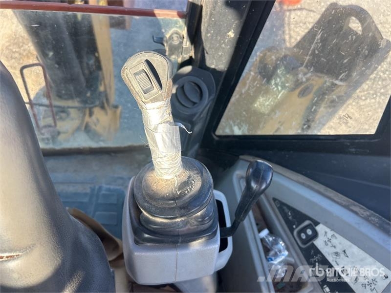 CAT 420E IT 反鏟裝載機