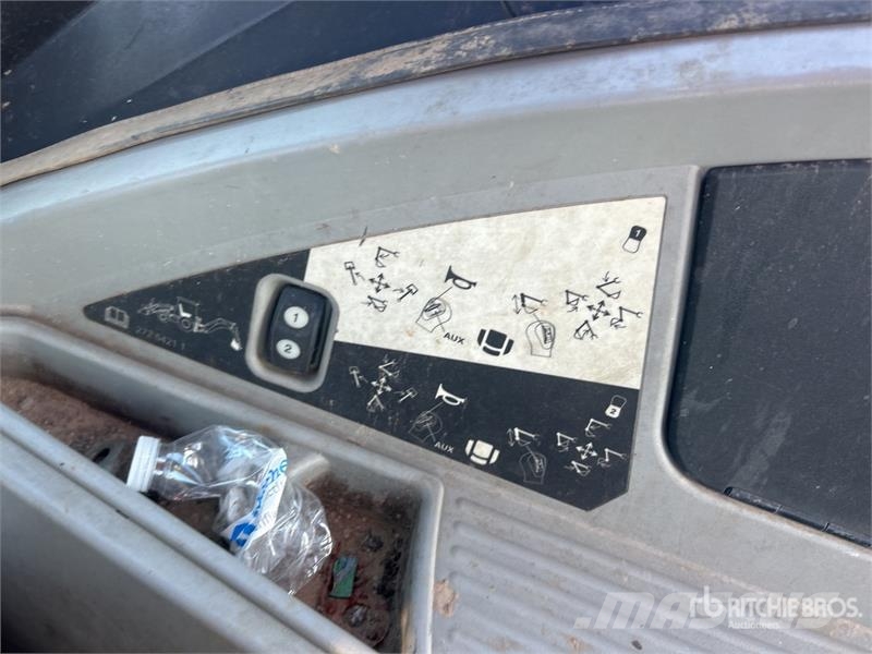 CAT 420E IT 反鏟裝載機