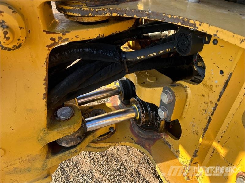 CAT 420F Kotrórakodók