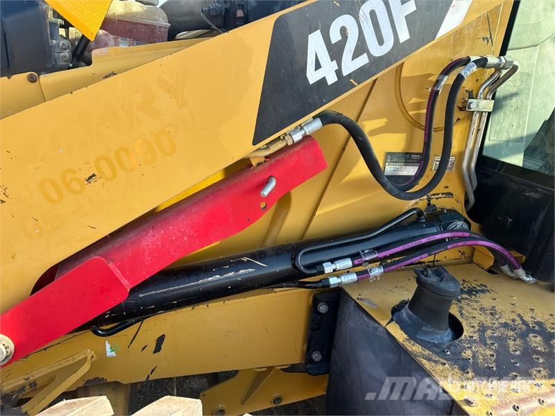 CAT 420F Kotrórakodók