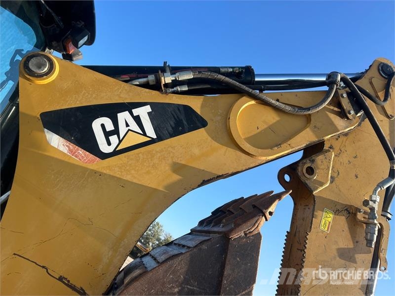 CAT 420F Kotrórakodók