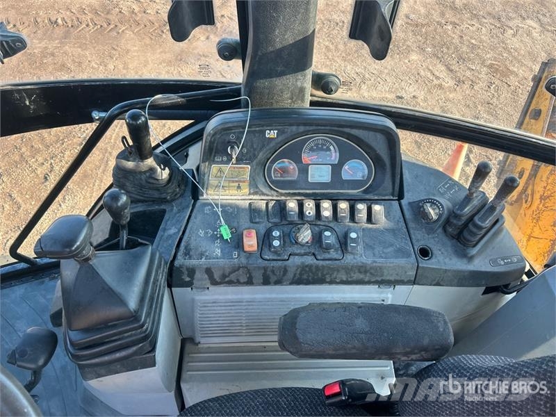 CAT 420F Kotrórakodók