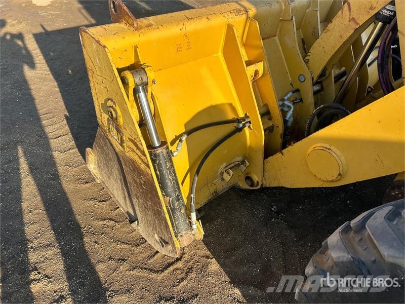 CAT 420F Kotrórakodók