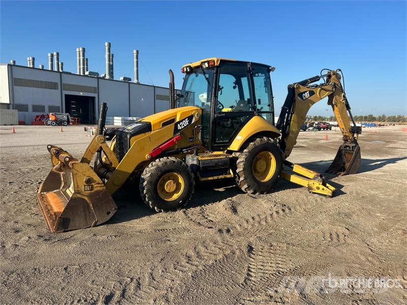 CAT 420F Kotrórakodók