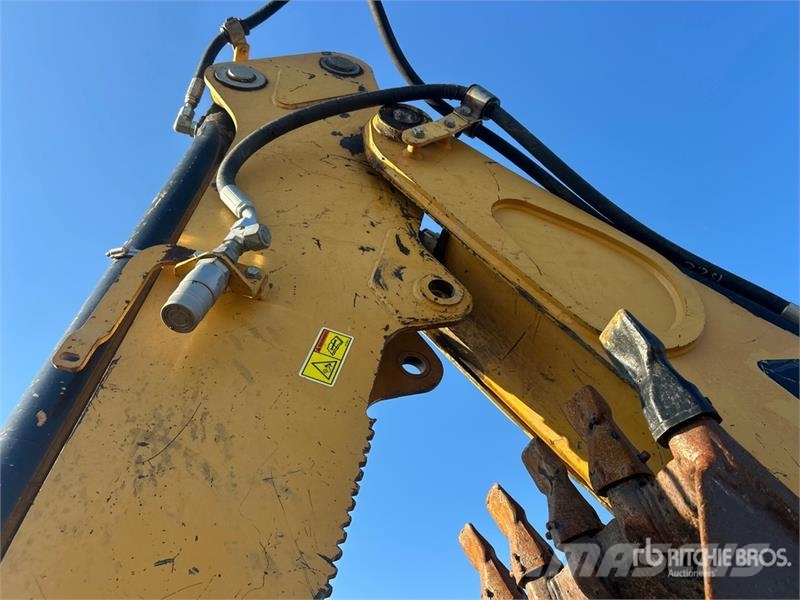 CAT 420F Kotrórakodók