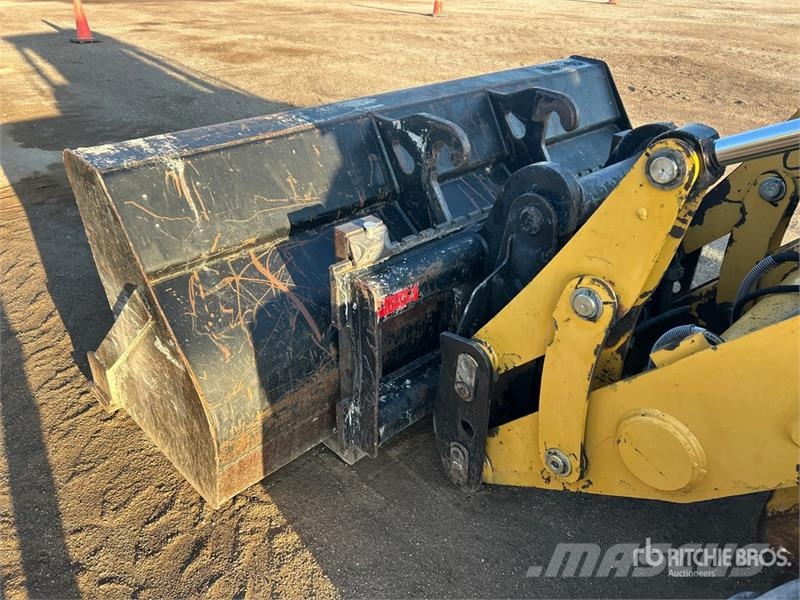 CAT 420F IT 4x4 Backhoe Loader Kotrórakodók