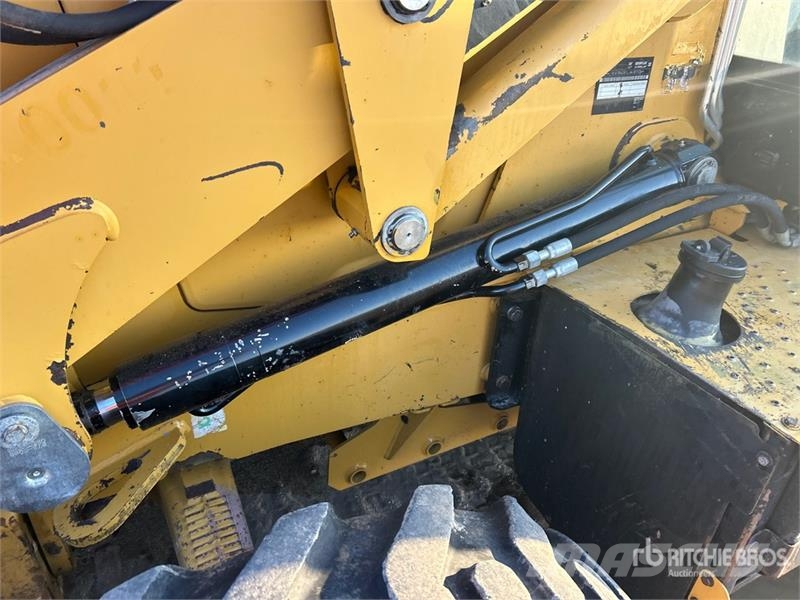 CAT 420F IT 4x4 Backhoe Loader Kotrórakodók