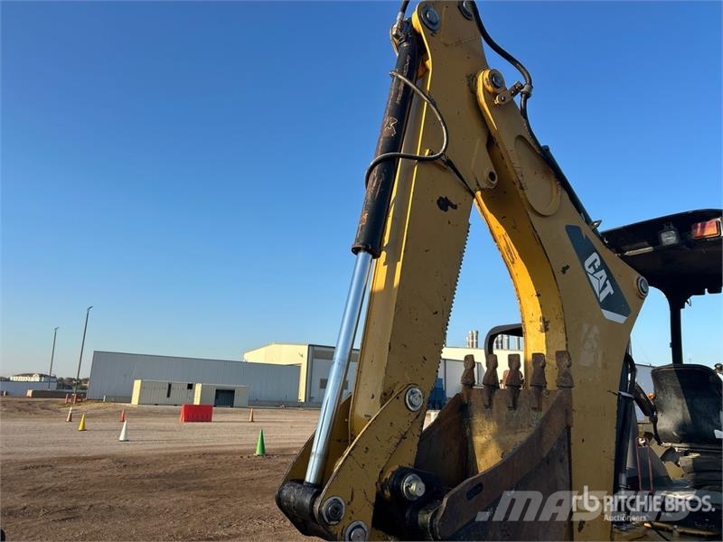 CAT 420F IT 4x4 Backhoe Loader Kotrórakodók