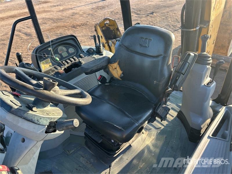 CAT 420F IT 4x4 Backhoe Loader Kotrórakodók